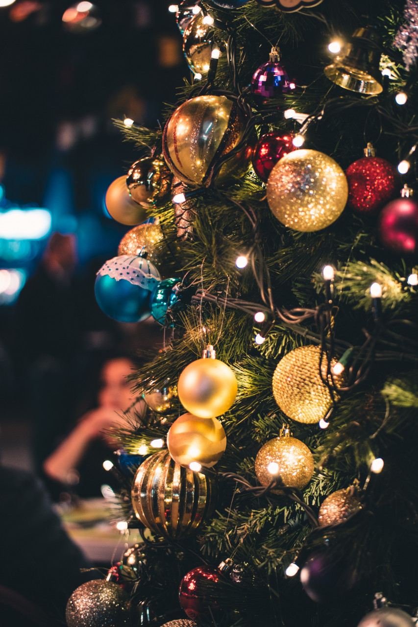 pexels-burak-the-weekender-724375